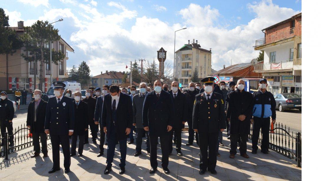 18 Mart Çanakkale Zaferi ve Şehitler Günü için Atatürk Anıtı'na Çelenk Sunma Töreni Yapıldı